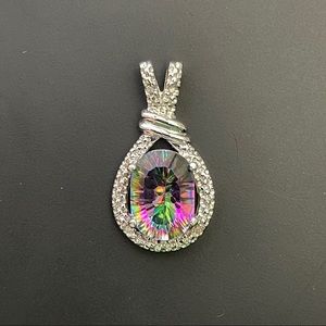 BRAND NEW Sterling silver necklace Pendant